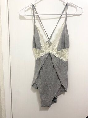 Mapale Lace  Size S  Women’’s Gray  Body Suit
